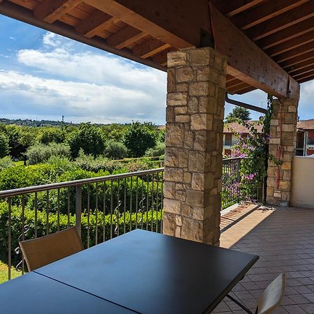 La Fenice Holiday Apartment Манерба-дель-Гарда Екстер'єр фото