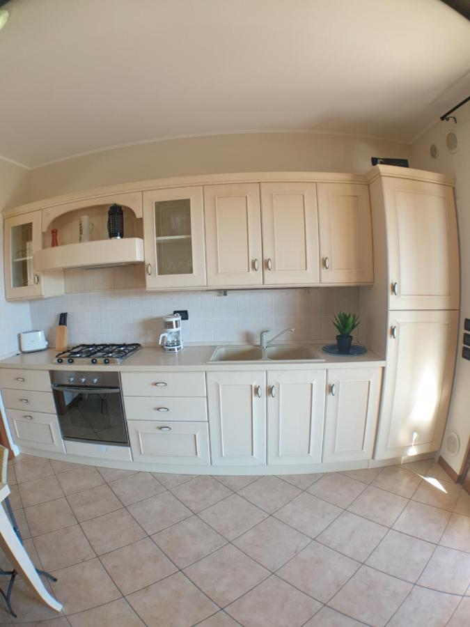 La Fenice Holiday Apartment Манерба-дель-Гарда Екстер'єр фото