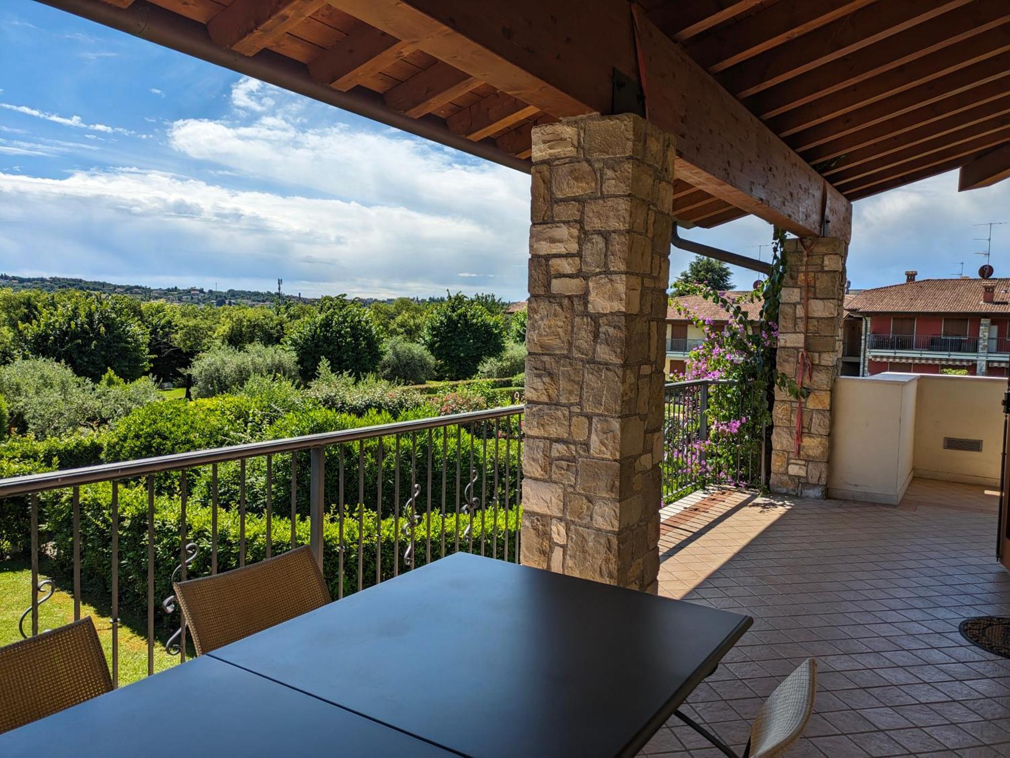 La Fenice Holiday Apartment Манерба-дель-Гарда Екстер'єр фото